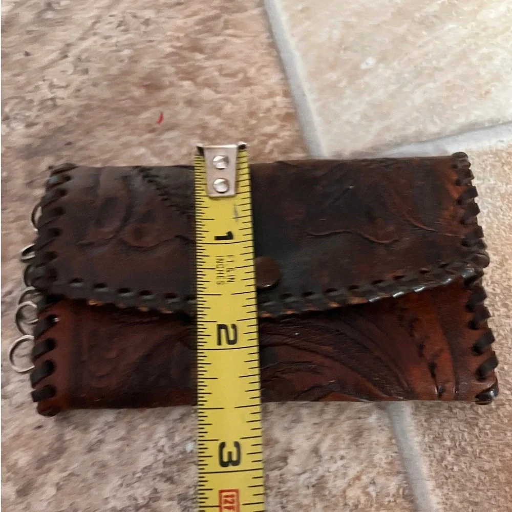 Vintage Handy USA Brown Tooled Leather Key Case Floral Whipstitch 6 Hook Wallet